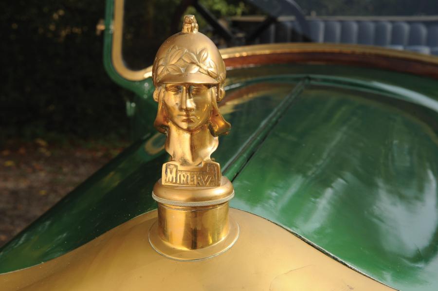 Логотип Minerva 32CV Tourer 1921 года  (фото 7 из 12)